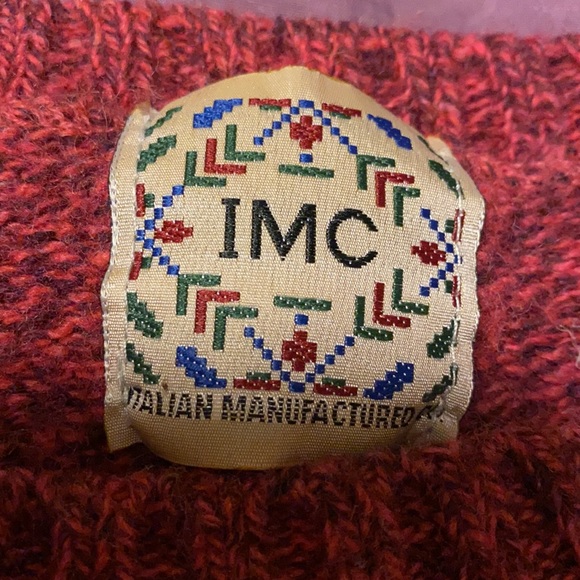 knit red sweater - Picture 2 of 3